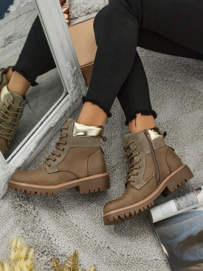 Женские ботинки-траперы Maestroe