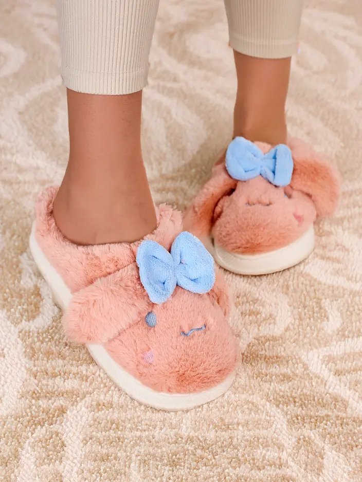 Royalfashion Women's fur slippers with a bow Savos