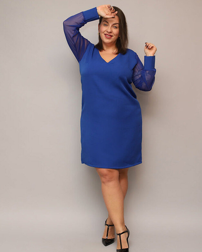 Kiiltav põlvepikkune kleit rohelises PLUS SIZE- Rõivad