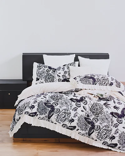 Royalfashion Stipulated bedding with frill 160x200 set of 3 PIECES