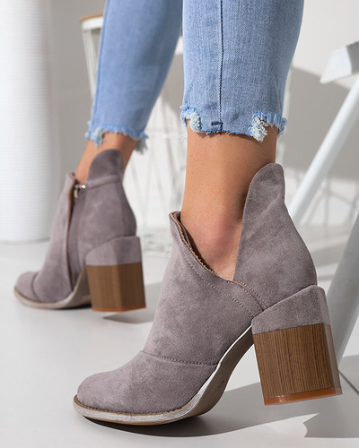 Szare damskie botki na słupku z wycięciami Cintura - Obuwie
