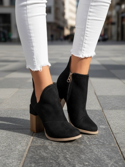 Czarne damskie botki na słupku z wycięciami Cintura - Obuwie
