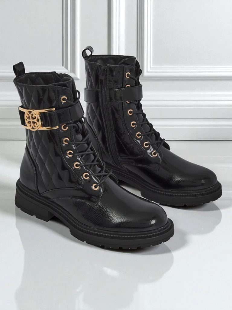 Pikitud naiste poolsaapad, valmistatud ökoloogilisest lakknahast Opal Verge