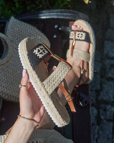 Royalfashion Naiste Hermone sandaalid