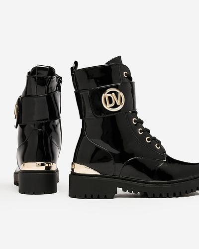 Royalfashion Naiste lakitud baggerisaapad mustad Simbeba