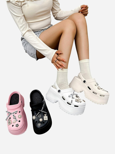 Резиновые шлепанцы Royalfashion для женщин с декорациями Dellos