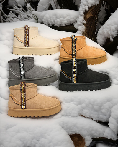 Royalfashion Women's short boots a'la snow boots with ornament Erititta