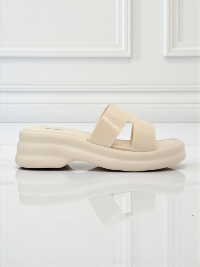 Royalfashion Женские шлепанцы на толстой подошве Nova Gloss