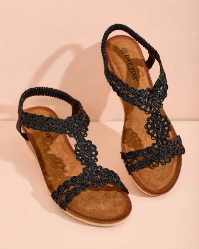 Royalfashion Naiste sandaalid peene pealsega Millis