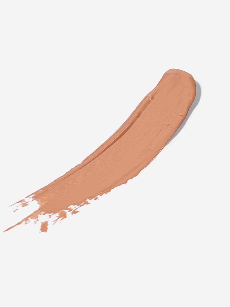 Face corrector with Vitamin C