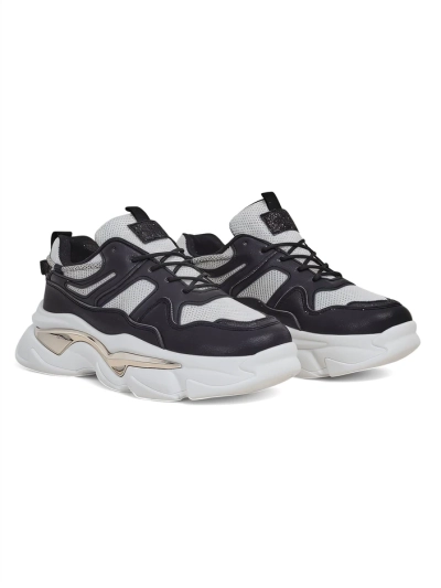 Royalfashion Women's sneakers on thicker sole Lesalli