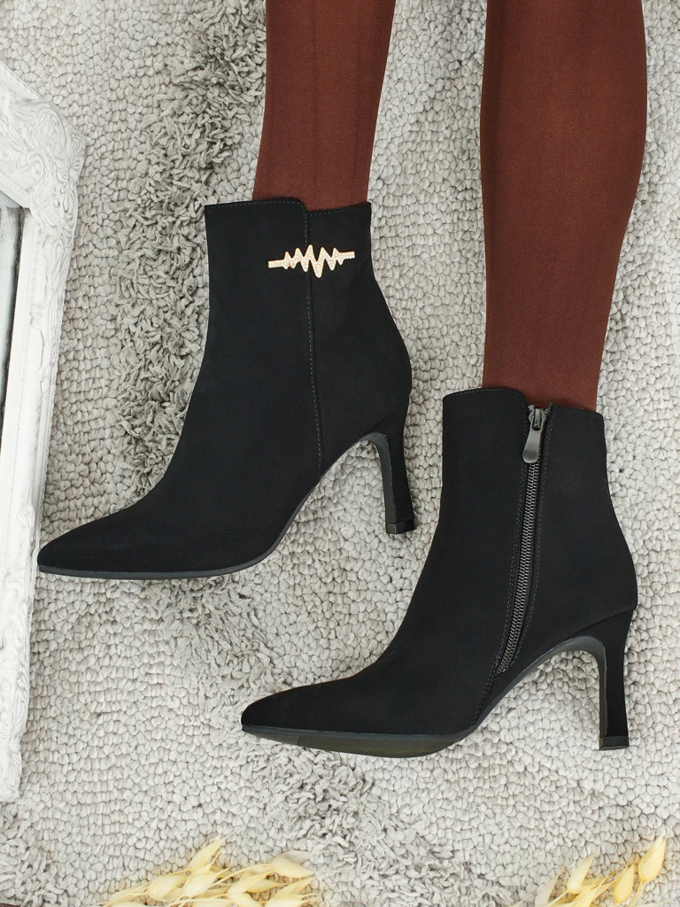 Naiste kontsaga saapad Meloria