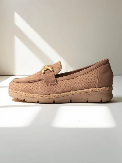 Royalfashion Women's flat shoes with a decoration on the toe