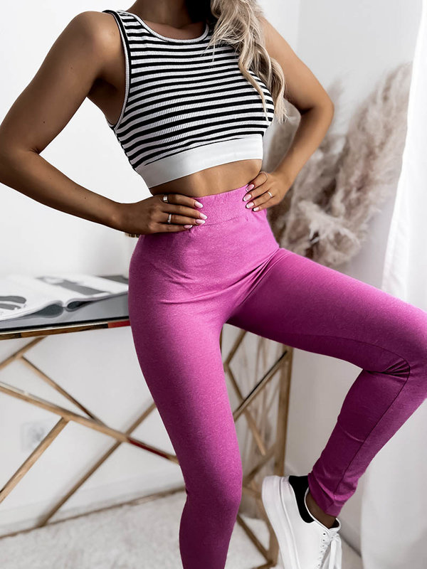 Women's leggings in pink- Clothing