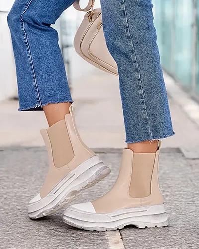 Royalfashion Kvinnors Slip-on stövlar Anerr