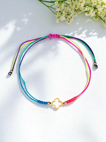 Women's bracelet with Golden Shore pendant