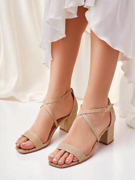 Женские сандалии Royalfashion Aurelia из ткани на каблуке золотые 41