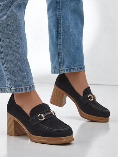 Royalfashion Women’s block-heel loafers Apareus