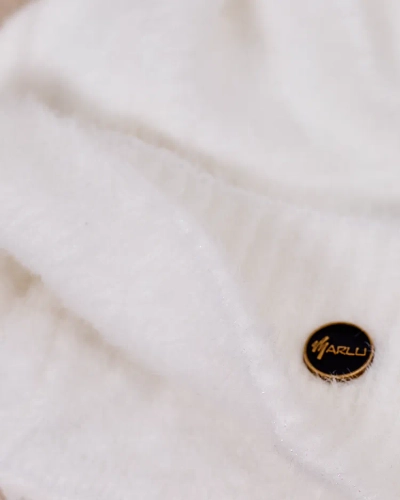 Royalfashion Kvinnar hatt med en pompom