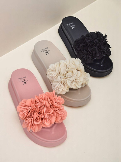 Royal Fashion Women's Freesia Sandals with Small Flowers