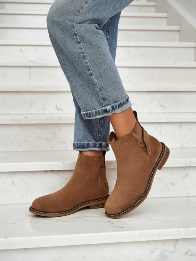 Women's Chelsea-style ankle boots made of eco-suede Veysi