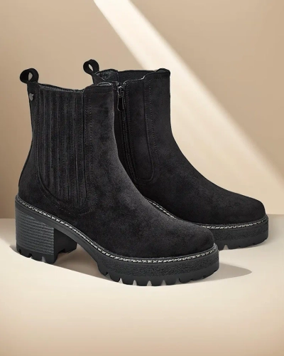 Fo-royalfashion Eco-suede nyrin's bots on a itay by Segiag