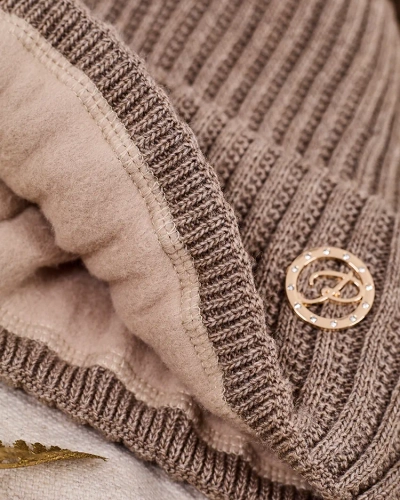 Royalfashion Kvinner's stoppet hatt med en pompom