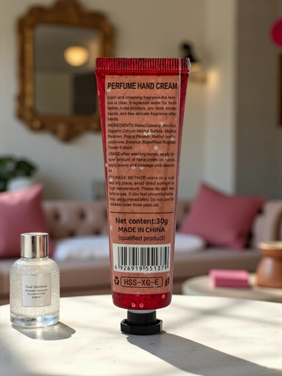 Spesial Night Venus Very Sexy – parfüümiga siidine kätekreem 30g