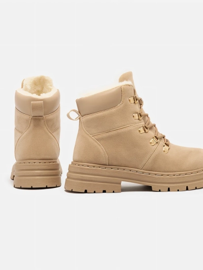 Royalfashion Light brown women's trappers Develier