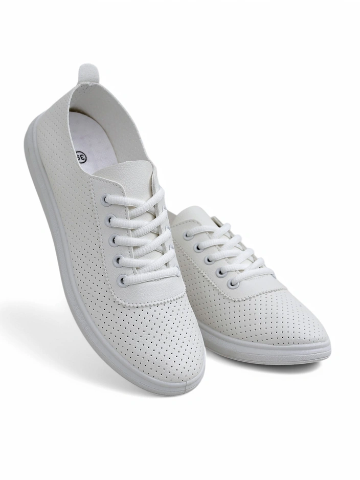 Royalfashion Naiste aetud tossud Tareb