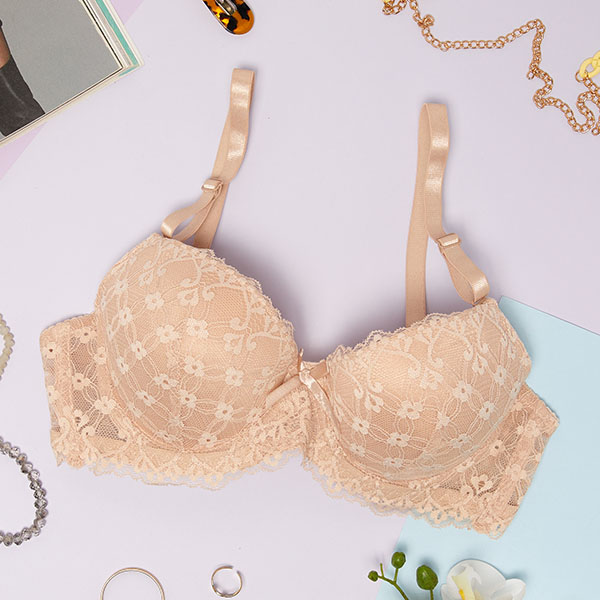 Women's bra with beige lace - Underwear
