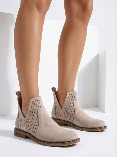 Royalfashion Women's eko suede Ovilla boots