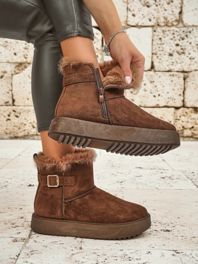 Royalfashion Women's Winter Crest Short Snow Boots