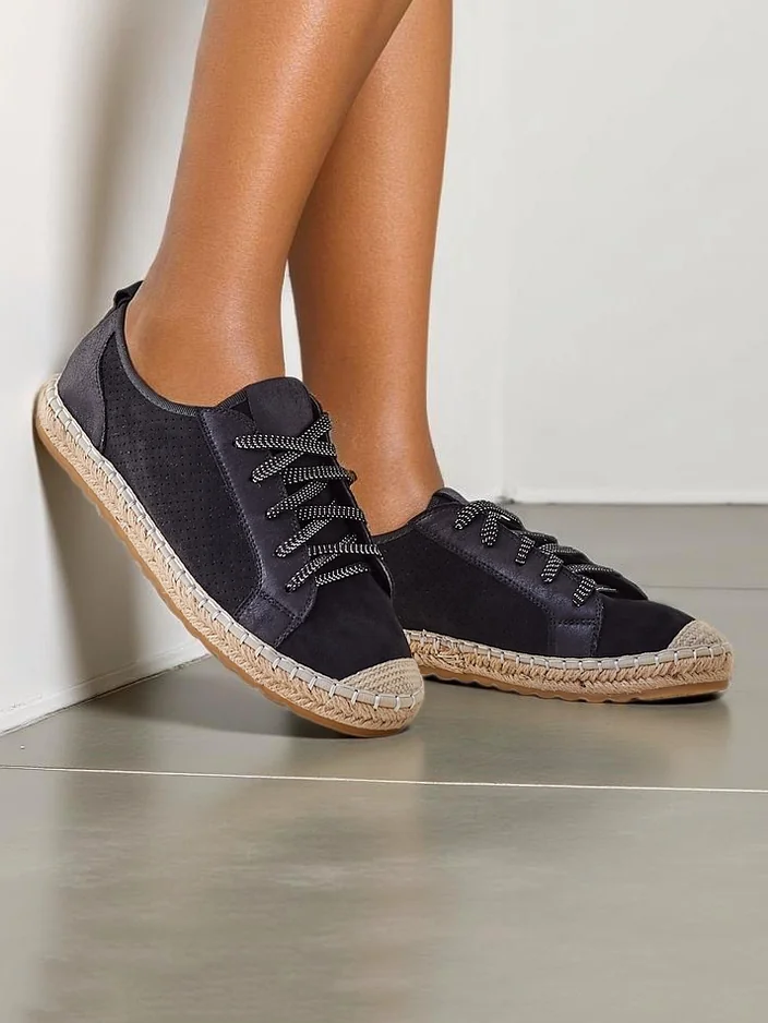 Royalfashion Женские кроссовки из эко-замши Nissta