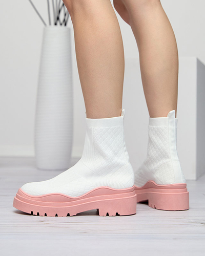 Valged ja roosad lameda kontsaga naiste saapad Seritis - Jalatsid