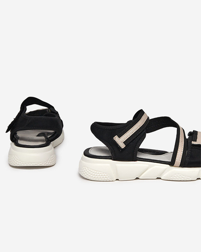 Mustad ja beežid laste sandaalid, mis on kinnitatud Velcro Modis - Shoes