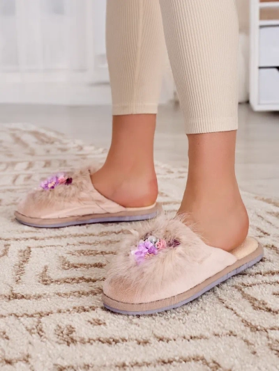 Royalfashion Women's fur slippers with flowers Ederra