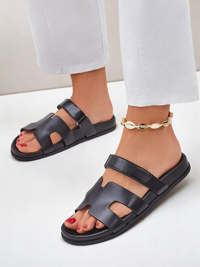 Royal Fashion Women's flat sandals Arian