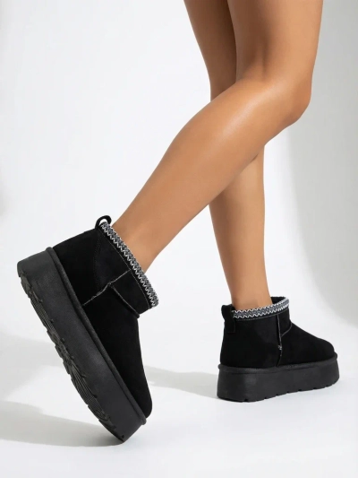 Royalfashion Naiste lühikesed saapad a'la lumesaapad Xoalla