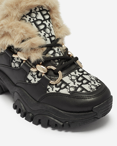 Naiste spordijalatsid karusnahaga mustad Reyma- Jalatsid