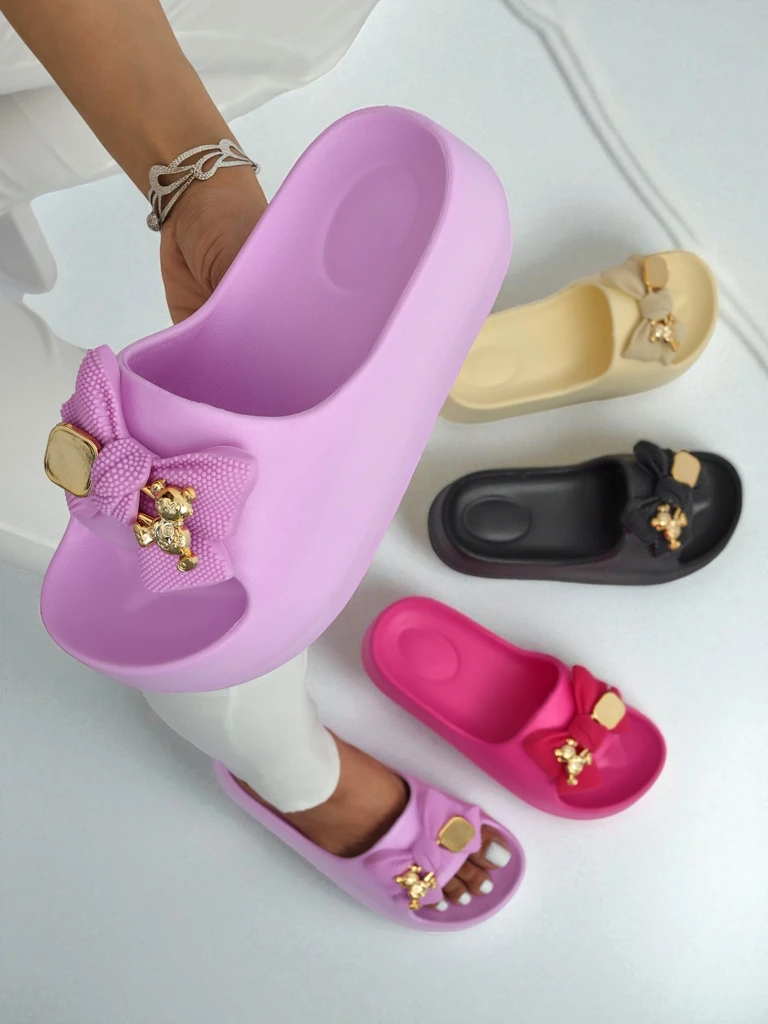 Royalfashion Женские резиновые шлепанцы с декоративным бантом Alday