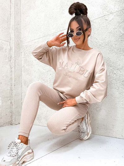 Royalfashion Naiste komplekt koos sääristega