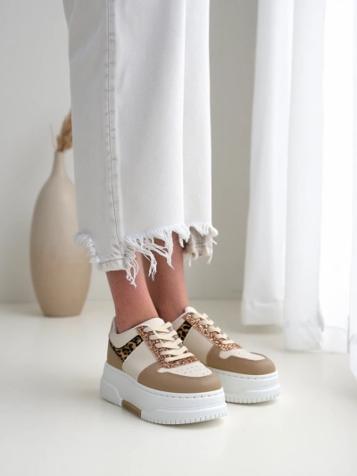 Royalfashion Women's sneakers with glitter Qisofi