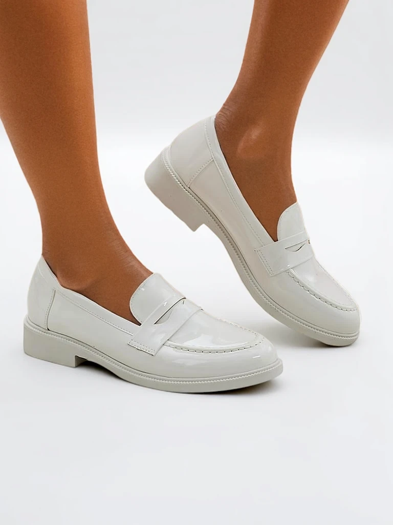 Royalfashion Women's patent loafers Aylay