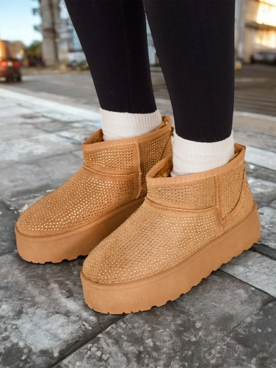 Royalfashion Beige women's snow boots a'la UGGs Corob