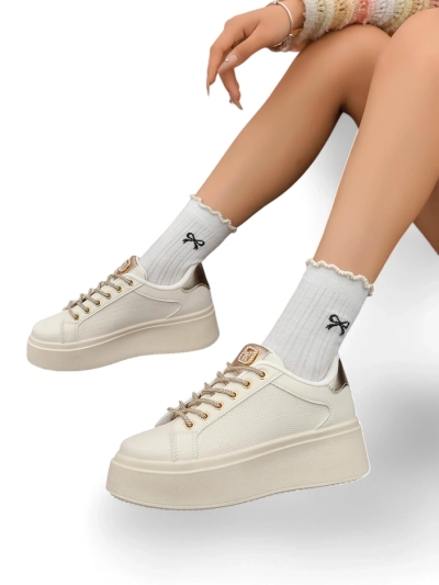 Royalfashion Naiste spordijalatsid dekoratiivsete paeltega Eone