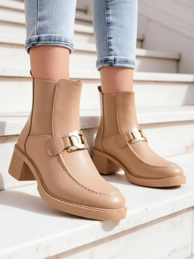 Royalfashion Women's ankle boots with low heel Ewios