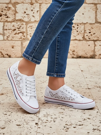 Aurelia Bianco - Royalfashion ažuursed valged kangast tossud, suurus 40