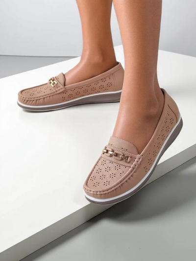 Royalfashion Naiste perforatsiooniga mokasiinid Cerro