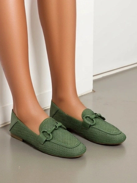 Royalfashion Naiste perforatsiooniga loaferid Laamba